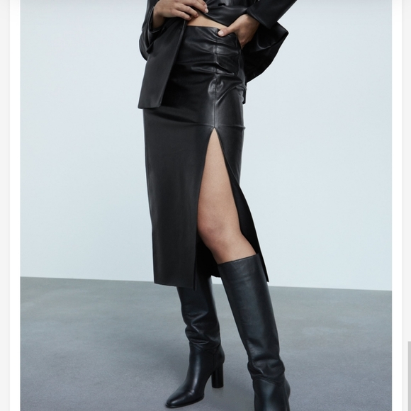 Zara Faux Leather Pencil Skirt Front  Slit Black - Picture 9 of 13